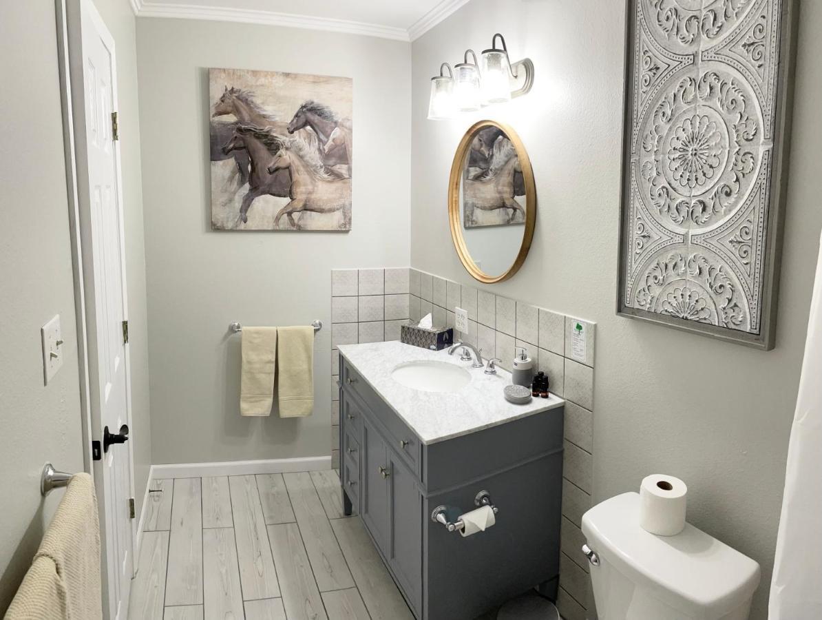 Four Oaks Bed And Breakfast 화이츠보로 외부 사진
